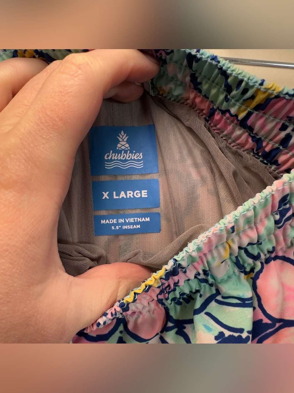 Chubbies Men’s Bright Tropical Floral 5.5” Swim Trunks w/Mesh Lining Sz XL - Picture 2 of 6